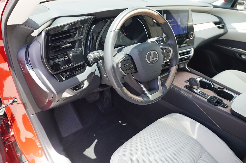 2023 Lexus RX photo 58