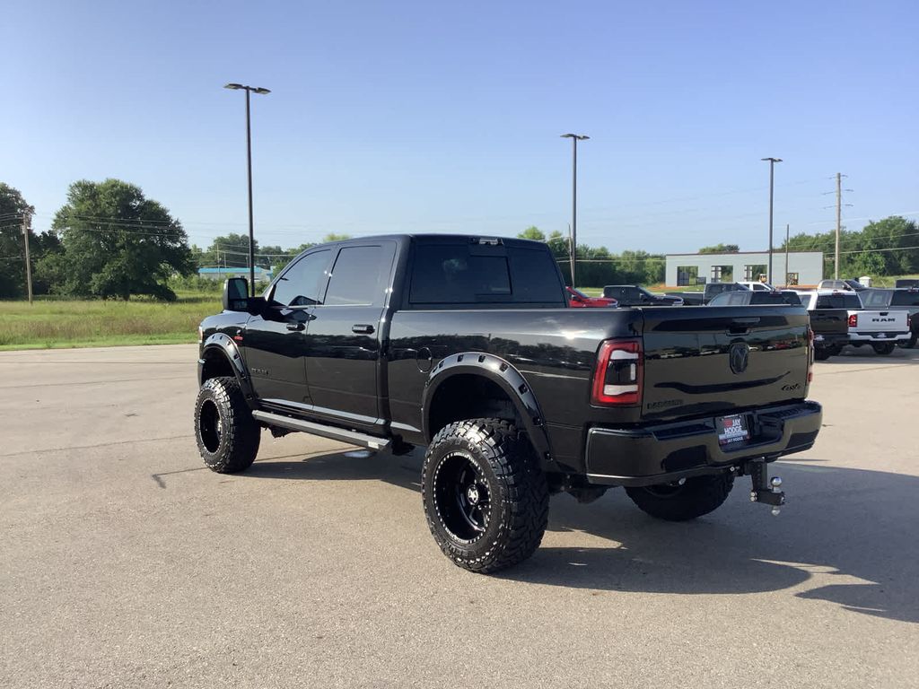 2024 Ram 2500 Laramie photo 4