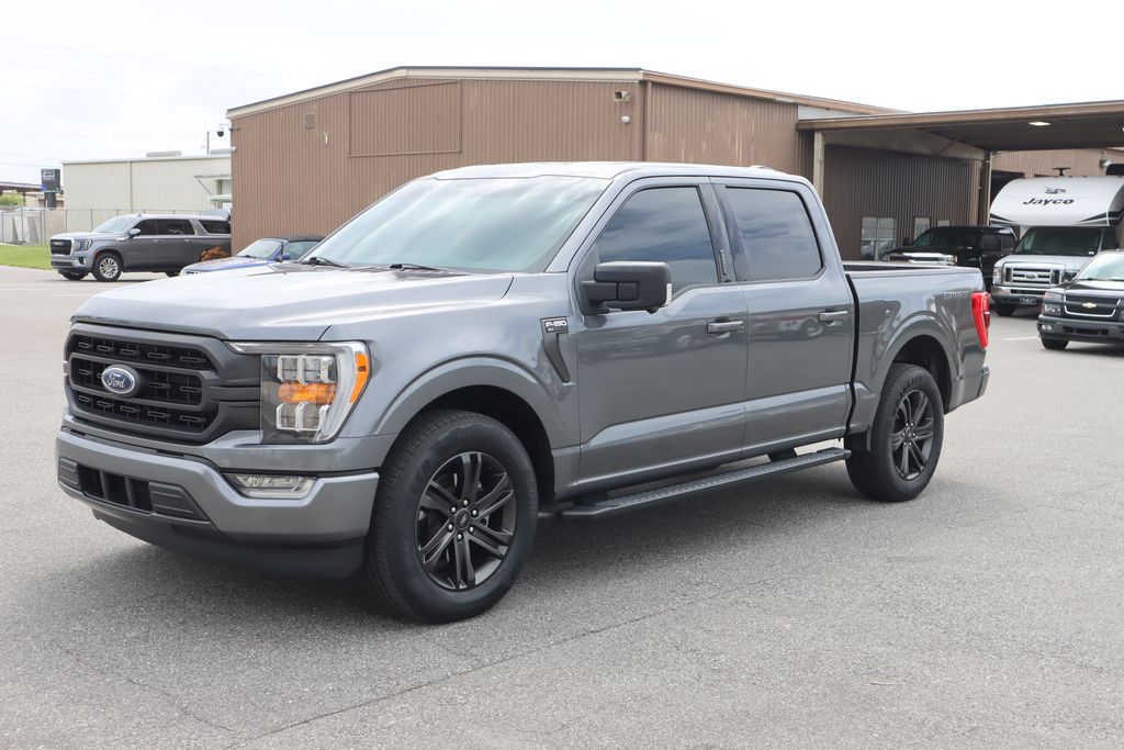 2022 Ford F-150 XLT photo 3