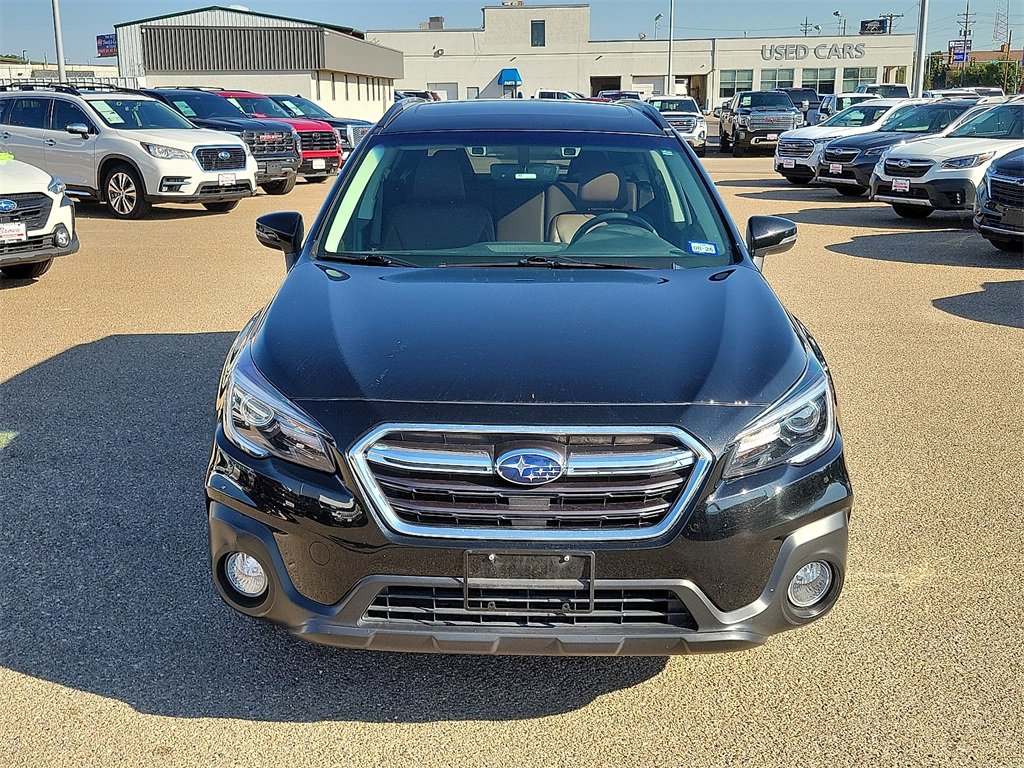 2018 Subaru Outback Touring photo 3