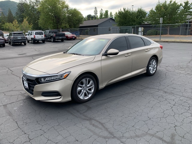 2019 Honda Accord LX photo 4