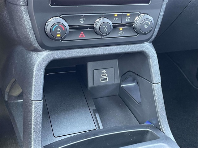 2025 Ford Ranger XL photo 9