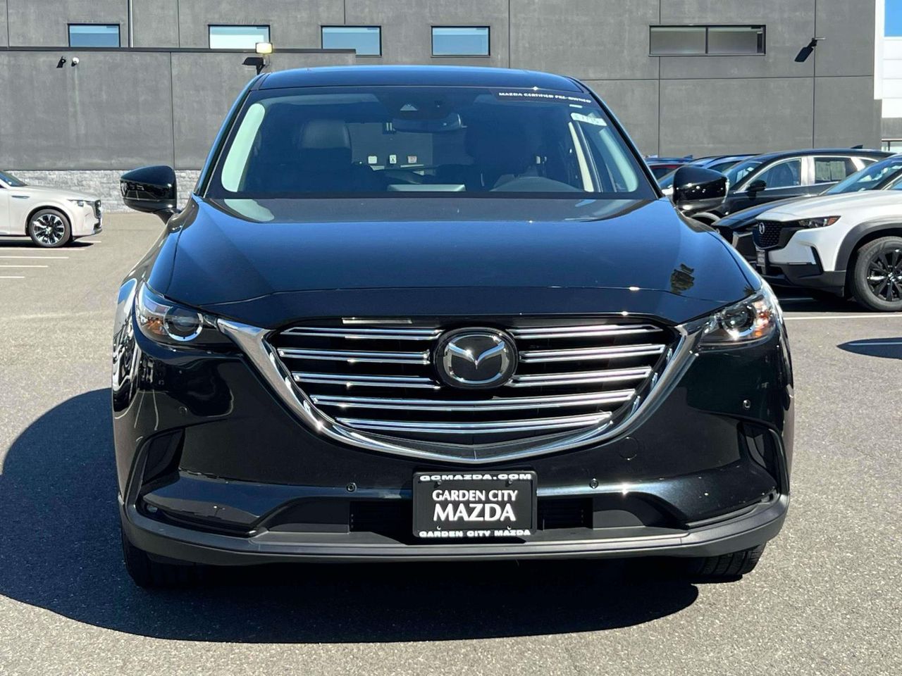 2022 Mazda CX-9 Touring photo 2