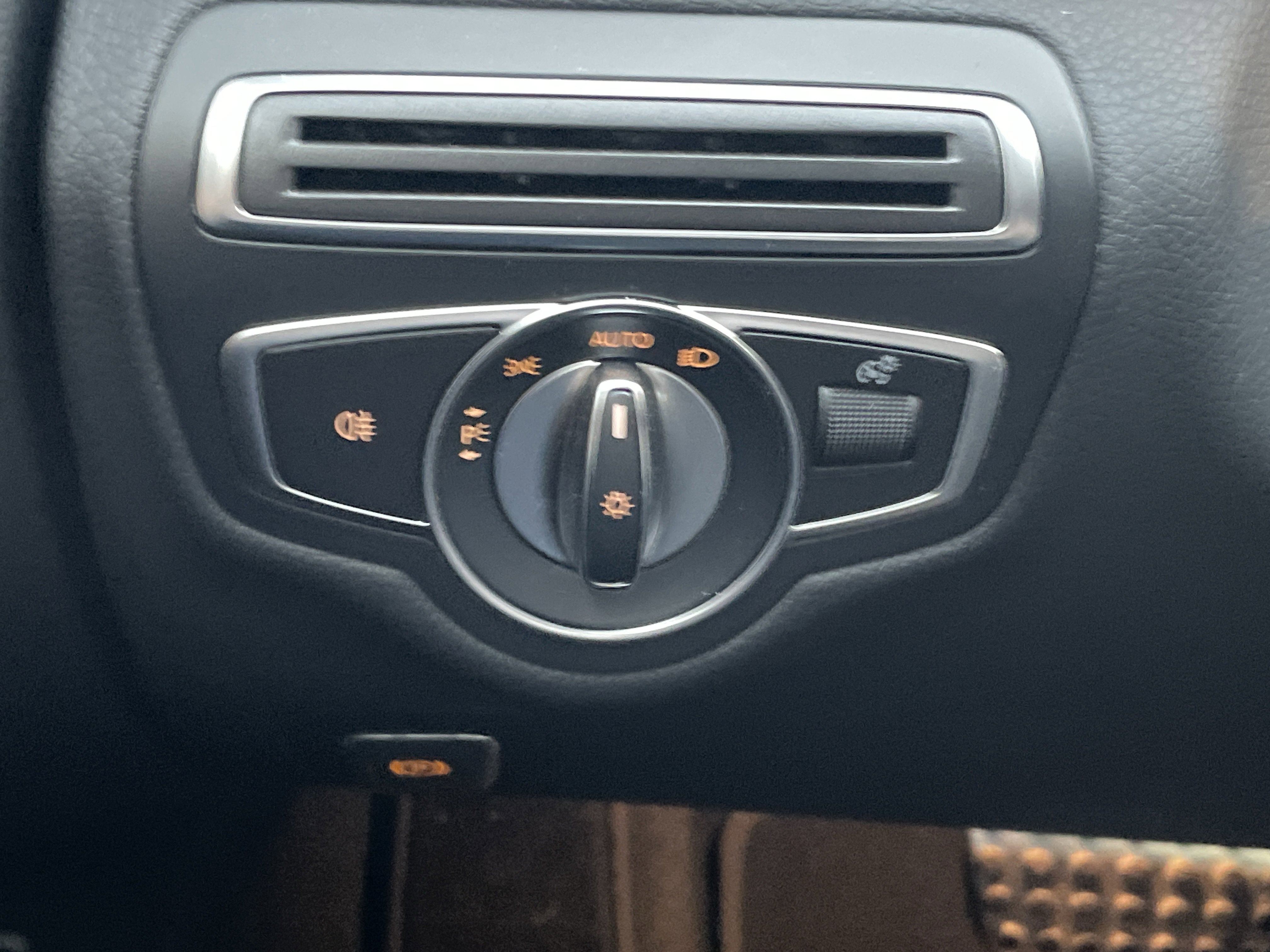 2021 Mercedes Benz C 300 Sedan photo 3