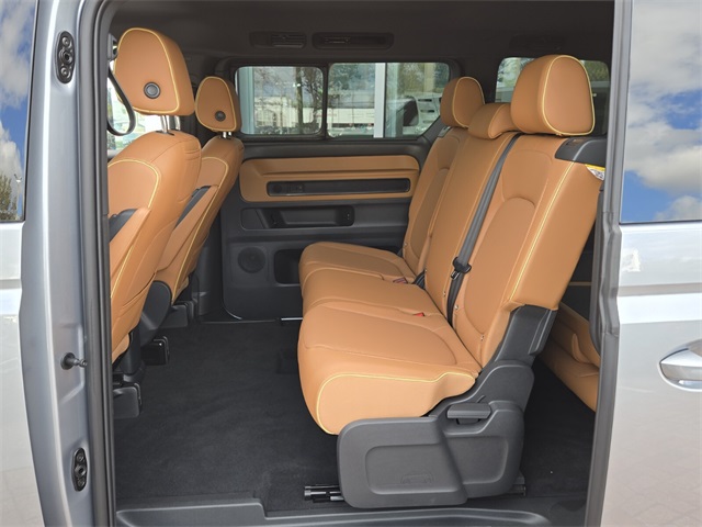 2025 Volkswagen ID. Buzz Pro S photo 6