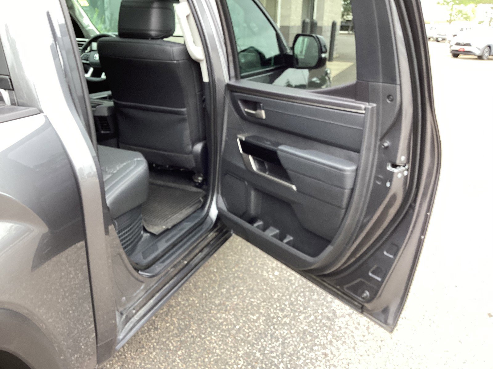 2024 Toyota Tundra Limited photo 23