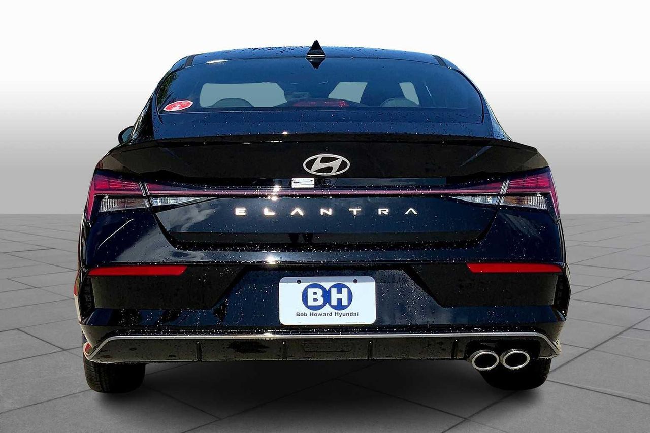 2025 Hyundai Elantra N Line photo 4