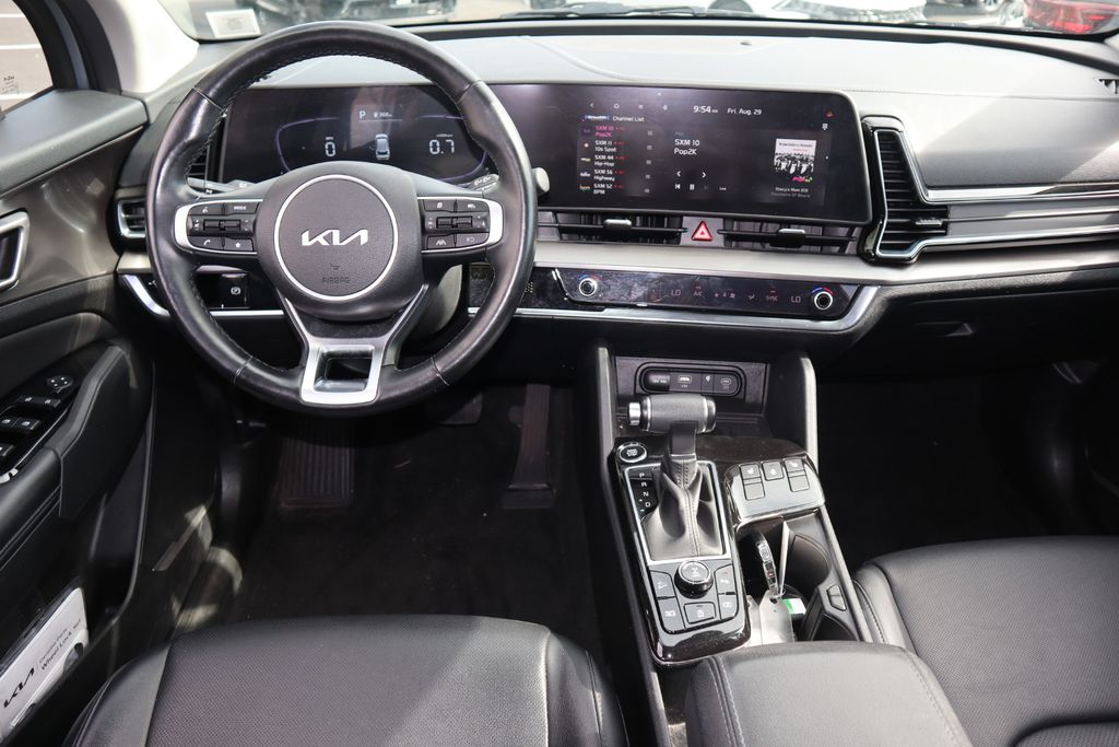 2023 Kia Sportage EX photo 13