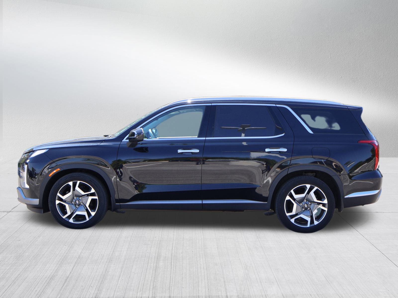 2023 Hyundai Palisade Limited photo 4