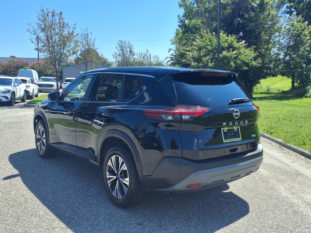 2023 Nissan Rogue SV photo 4