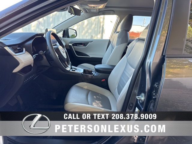 2023 Toyota RAV4 Hybrid Limited photo 19