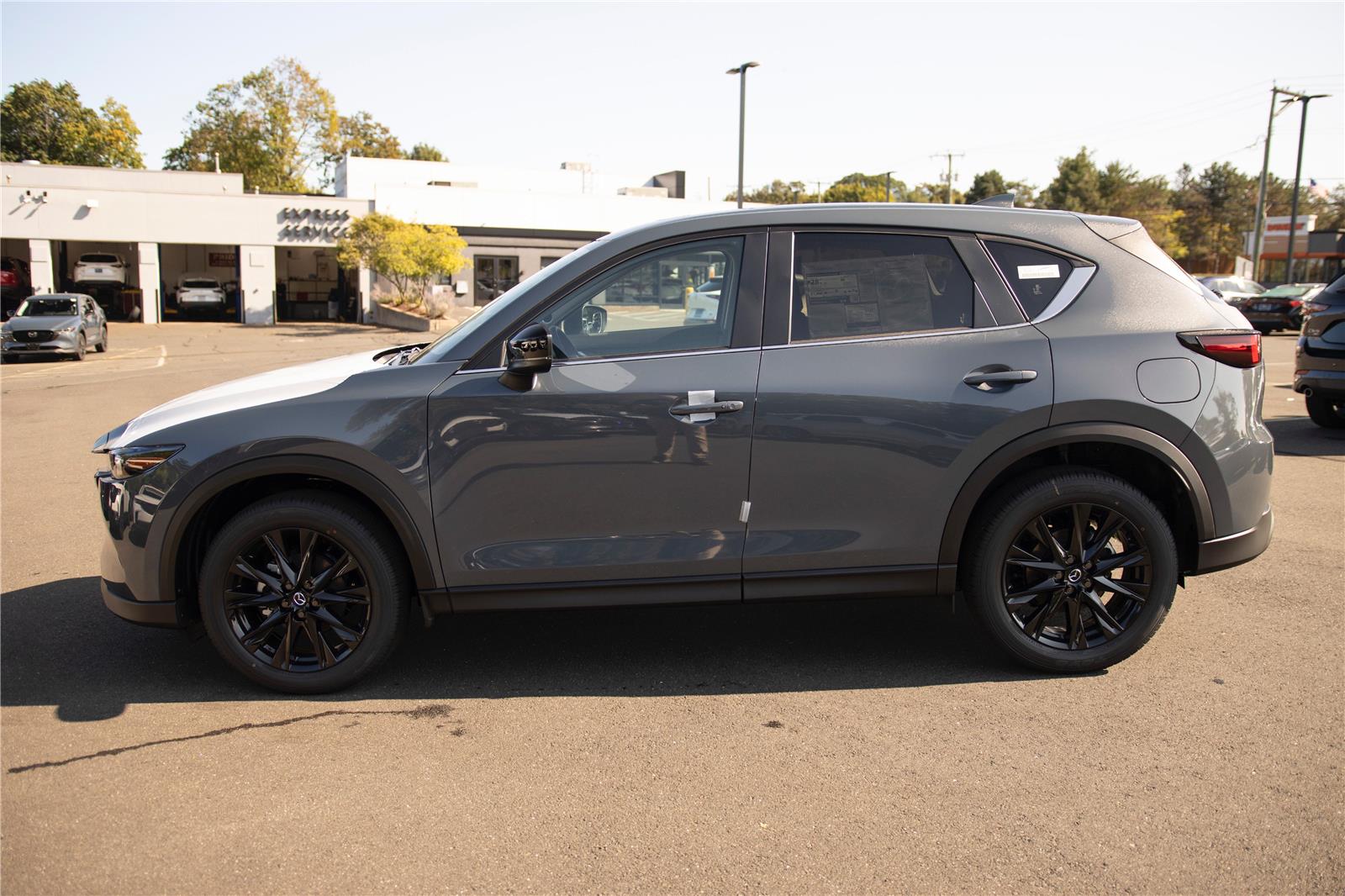 2025 Mazda CX-5 2.5 S Carbon photo 2