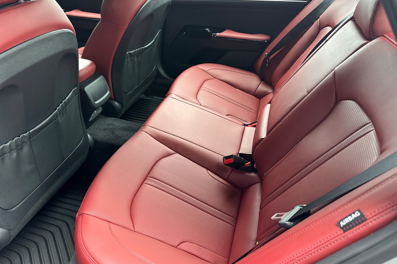 2026 Kia K5 GT-Line photo 8