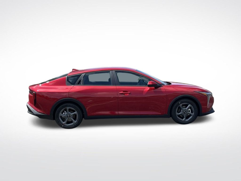 2025 Kia K4 LXS photo 6