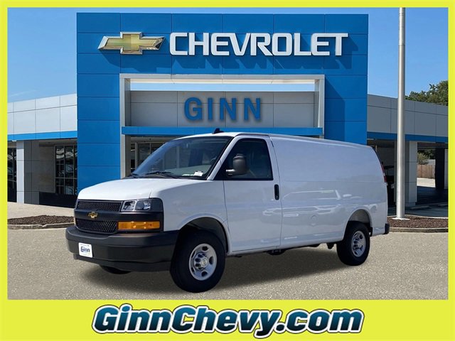 2025 Chevrolet Express Cargo Work Van's photo