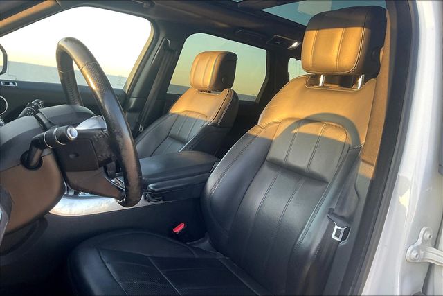 2018 Land Rover Range Rover Sport HSE photo 7