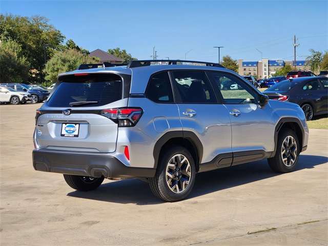 2025 Subaru Forester Premium photo 4