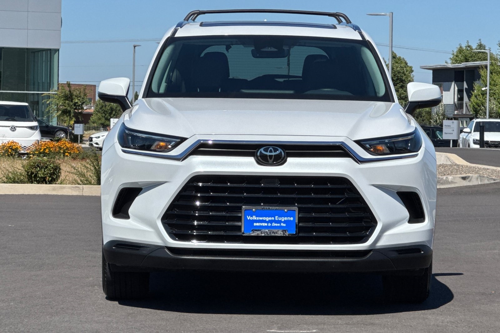 2024 Toyota Grand Highlander XLE photo 8