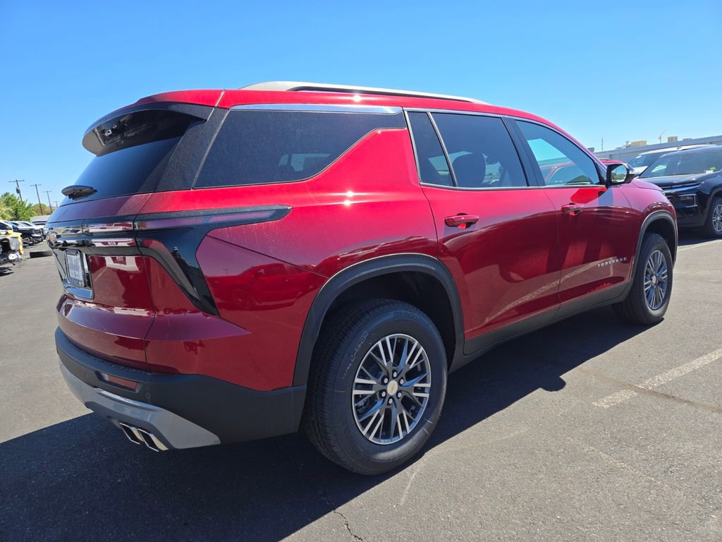 2026 Chevrolet Traverse photo 4