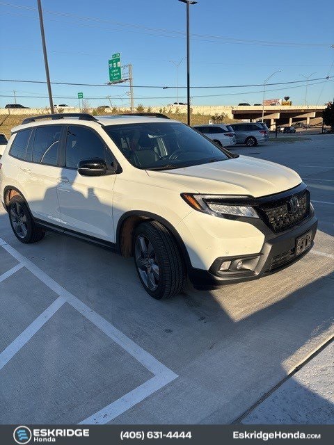 2019 Honda Passport Touring photo 2