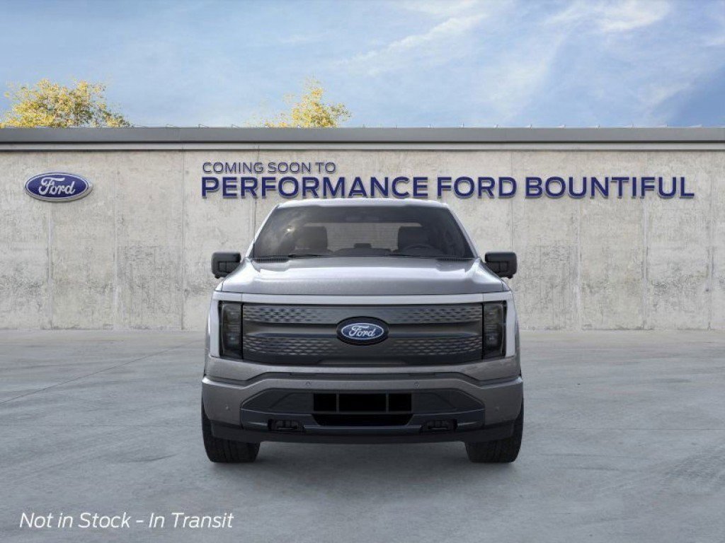 2025 Ford F-150 Lightning photo 4