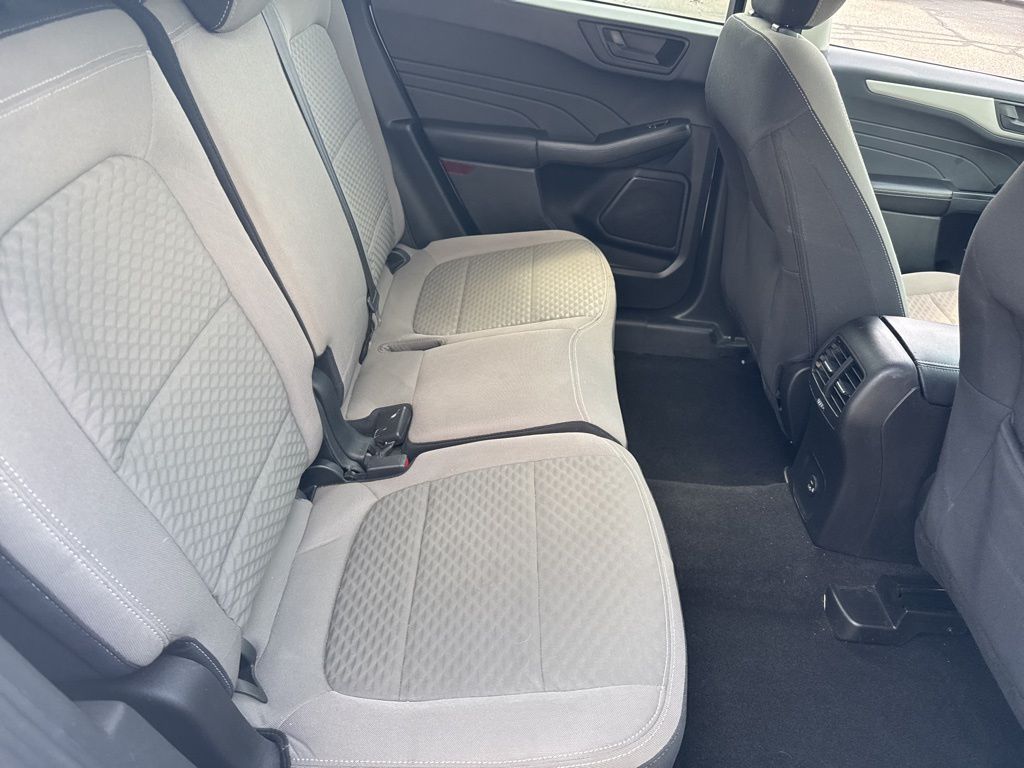 2022 Ford Escape Hybrid SE photo 36