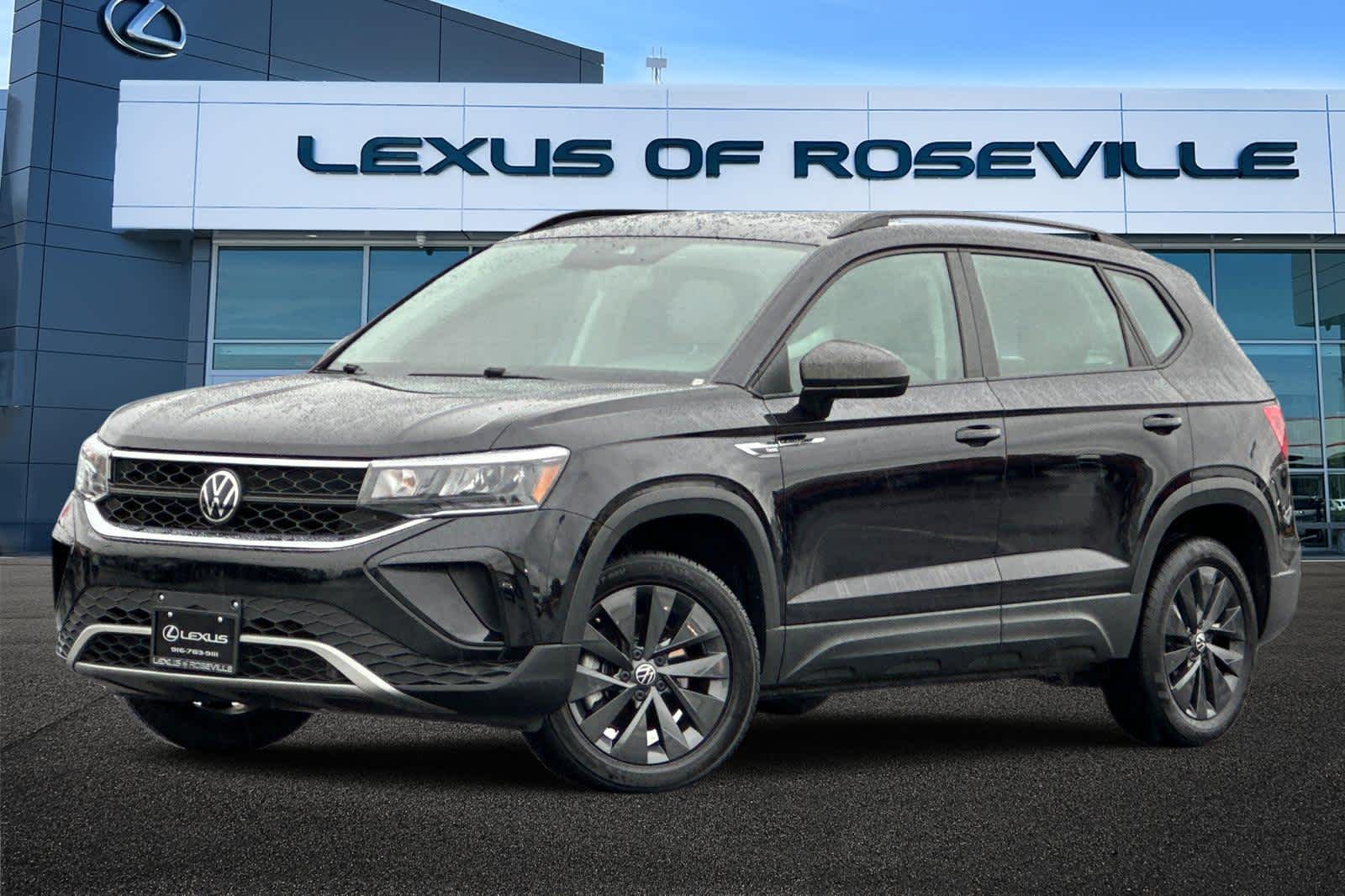 2024 Volkswagen Taos S's photo