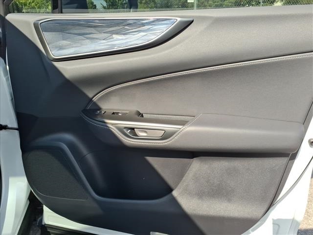 2025 Lexus NX 250 - Photo 20