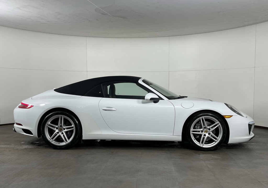 2017 Porsche 911 Cabriolet photo 8