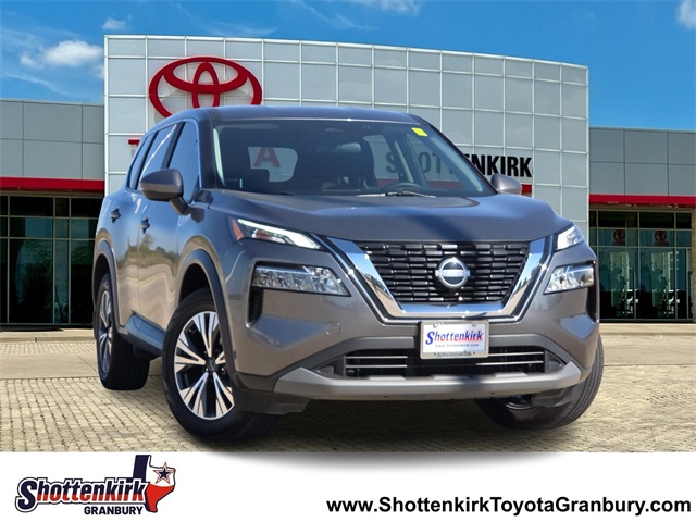 2023 Nissan Rogue SV's photo