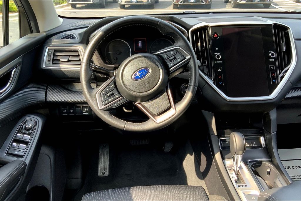 2024 Subaru Ascent Premium photo 2