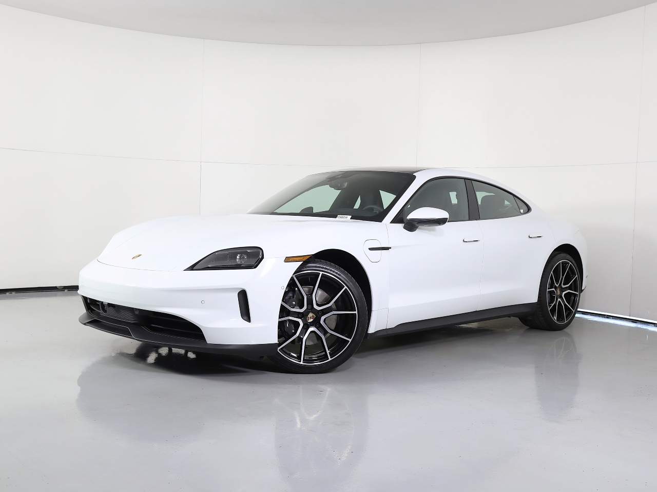 2025 Porsche Taycan