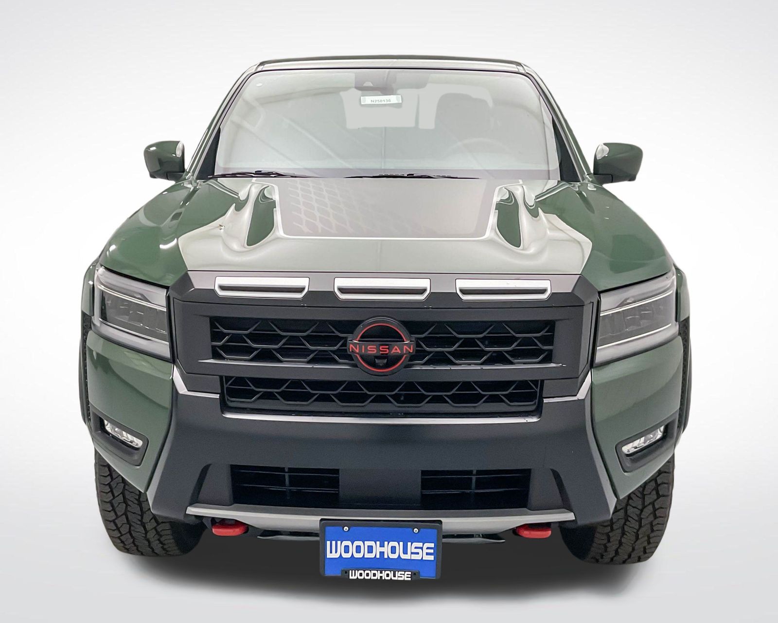 2025 Nissan Frontier PRO-4X photo 2