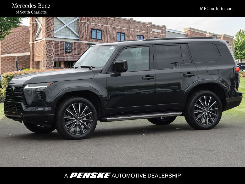 2024 Lexus GX Luxury's photo