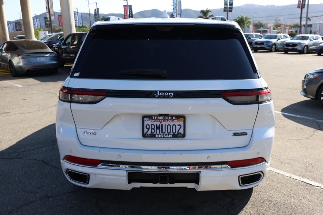 2022 Jeep Grand Cherokee Overland photo 4