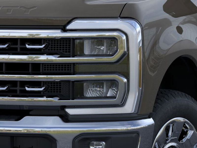 2026 Ford F-250 Lariat photo 16