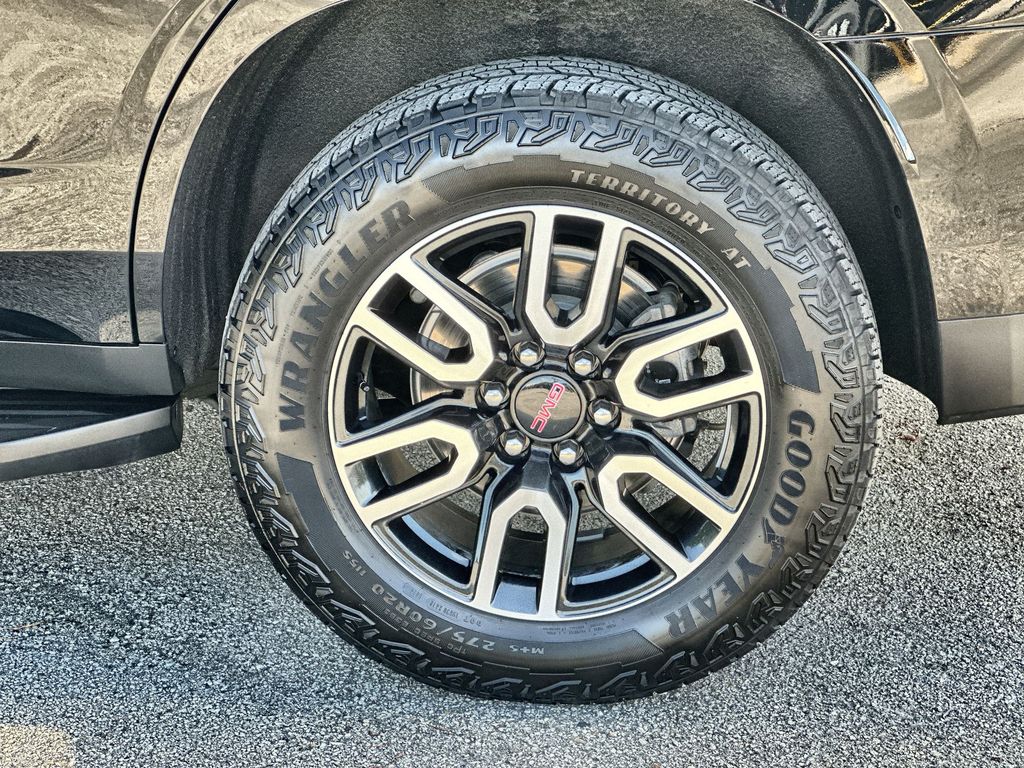 2024 Gmc Yukon AT4 photo 32