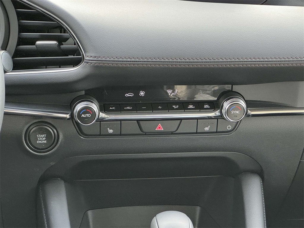 2025 Mazda Mazda3 Sedan 2.5 Preferred Base photo 4