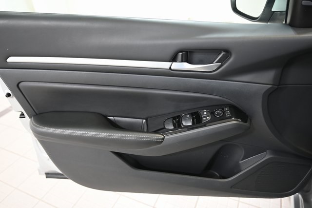 2023 Nissan Altima 2.5 SV photo 19