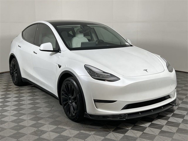 Used 2023 Tesla Model Y Long Range with VIN 7SAYGDEE2PA147863 for sale in Marietta, GA