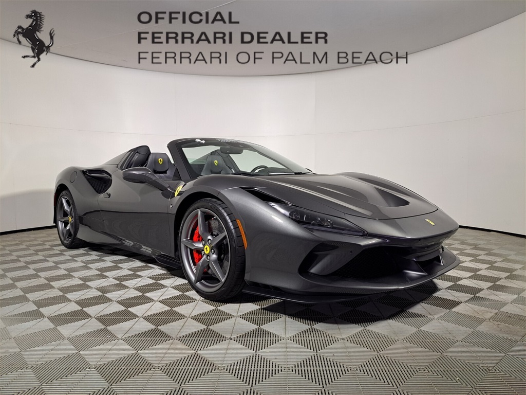 Certified Used 2022 Canna di Fucile Ferrari Base image 1