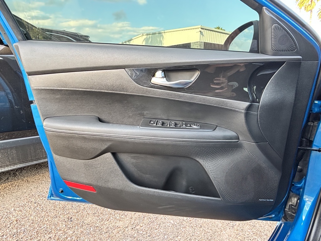 2024 Kia Forte GT-Line photo 10