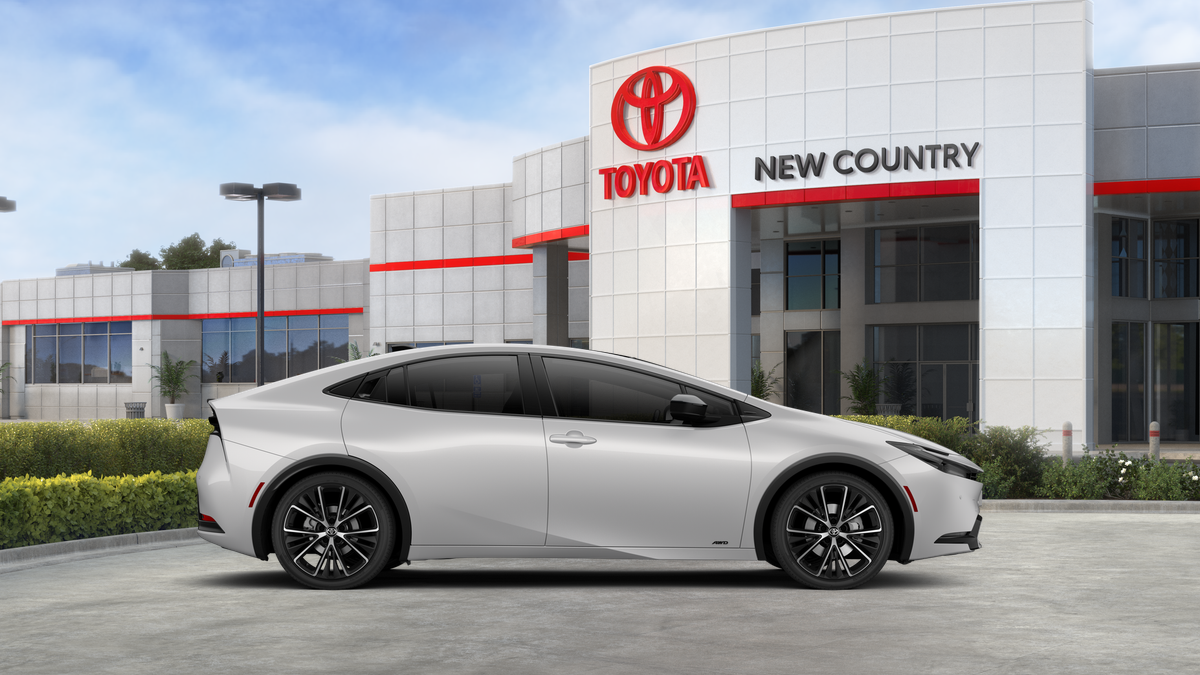 2026 Toyota Prius XLE photo 12