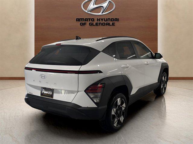 2025 Hyundai Kona SEL photo 5