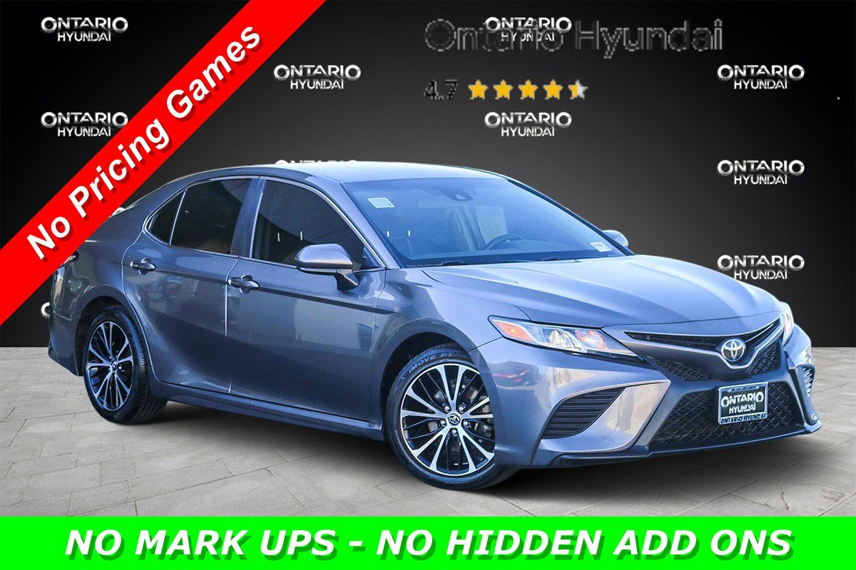 2019 Toyota Camry SE