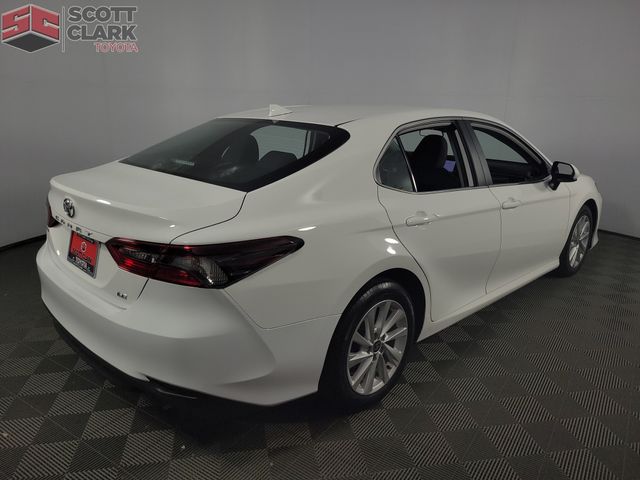2023 Toyota Camry LE photo 7