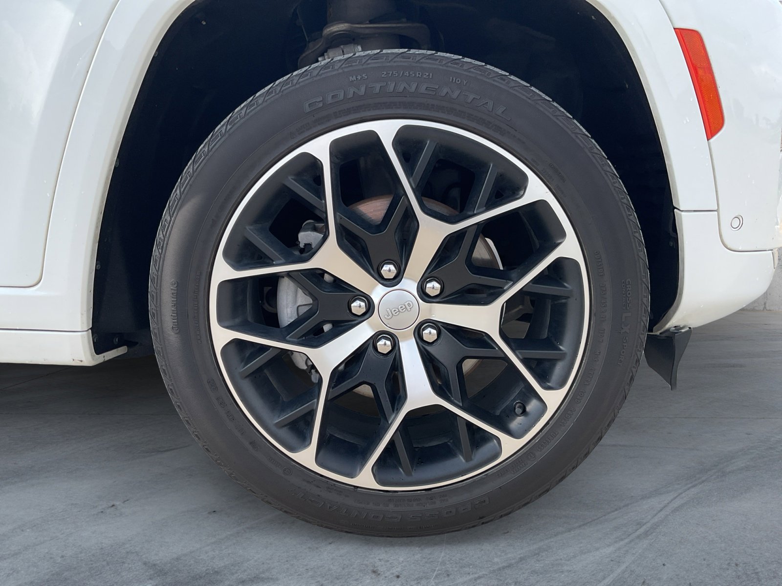 2022 Jeep Grand Cherokee Summit photo 11