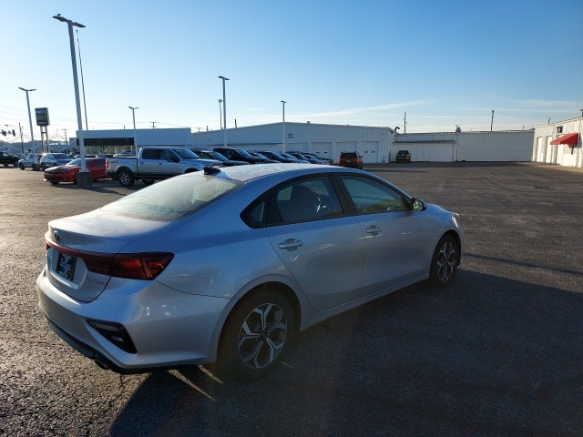 2021 Kia Forte LXS photo 3