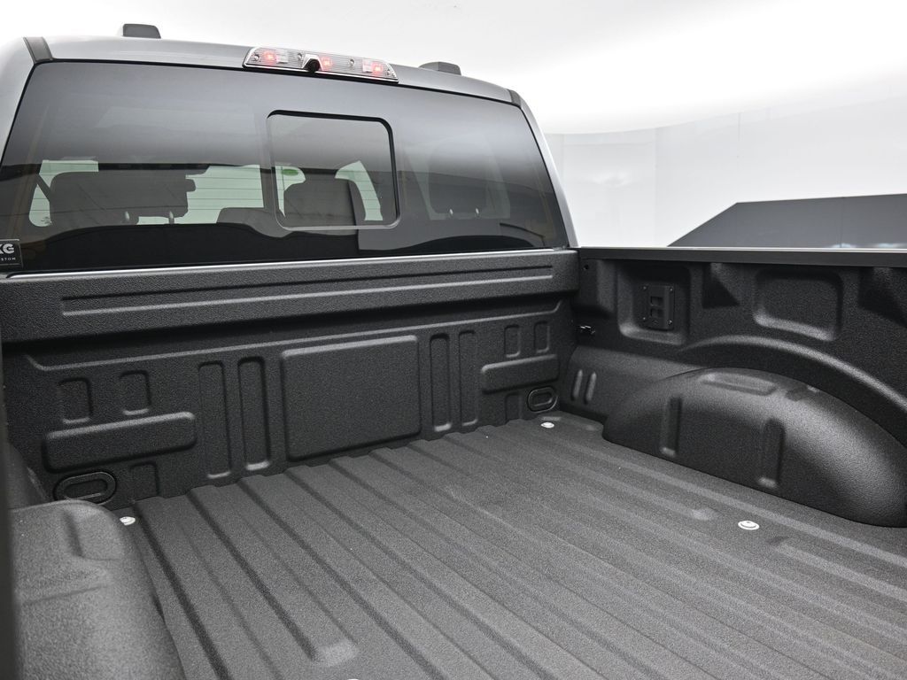 2025 Ford F-150 Raptor photo 20
