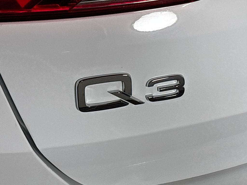 2024 Audi Q3 S line Premium photo 23